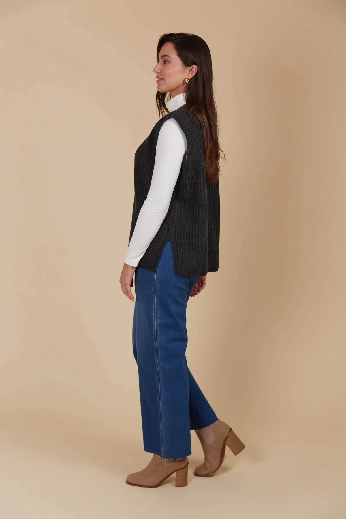 MIRU KNIT VEST- ASH
